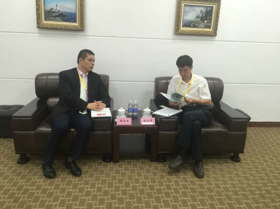 澳门尼威斯人董事长郑两斌与廊坊市商务局副局长胡兆伟对接洽谈